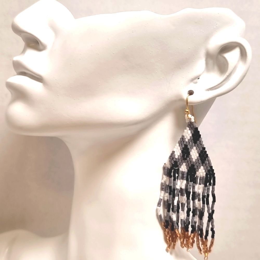 New ANTHRO  Black & White Fringe beaded dangle earrings